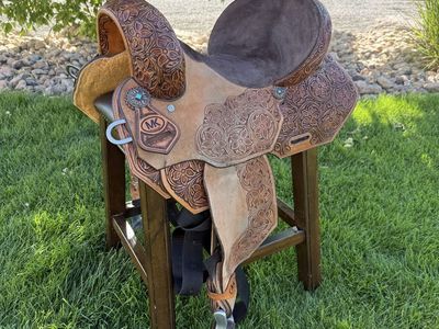 Barrel saddle