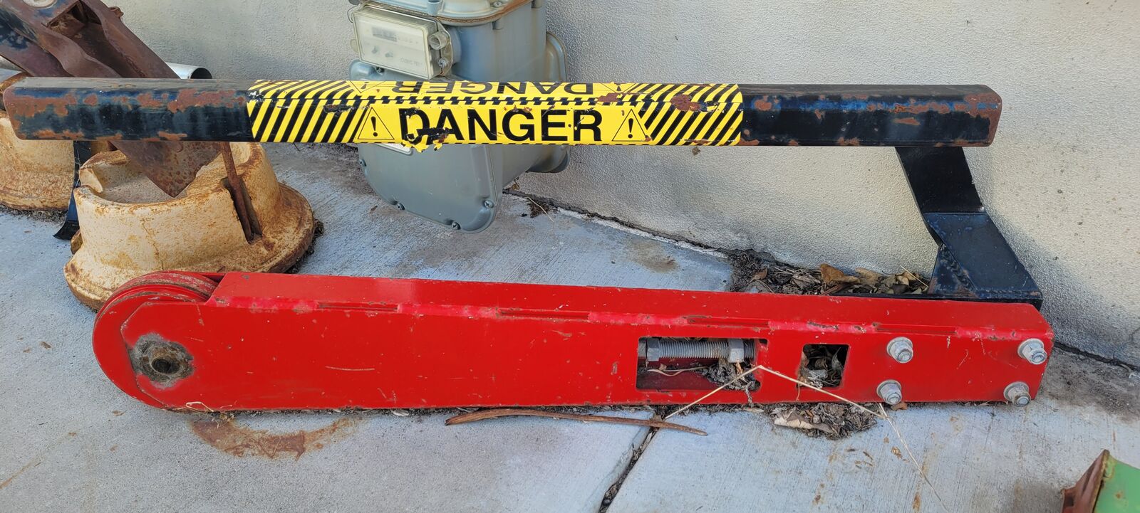 Trencher digging boom