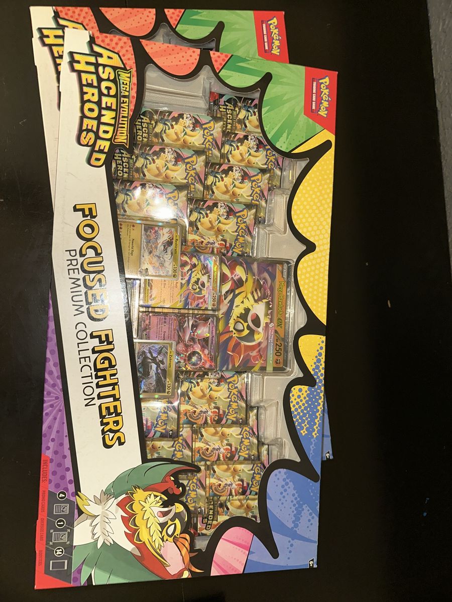Pokemon Focused Fighters Premium Collection Box