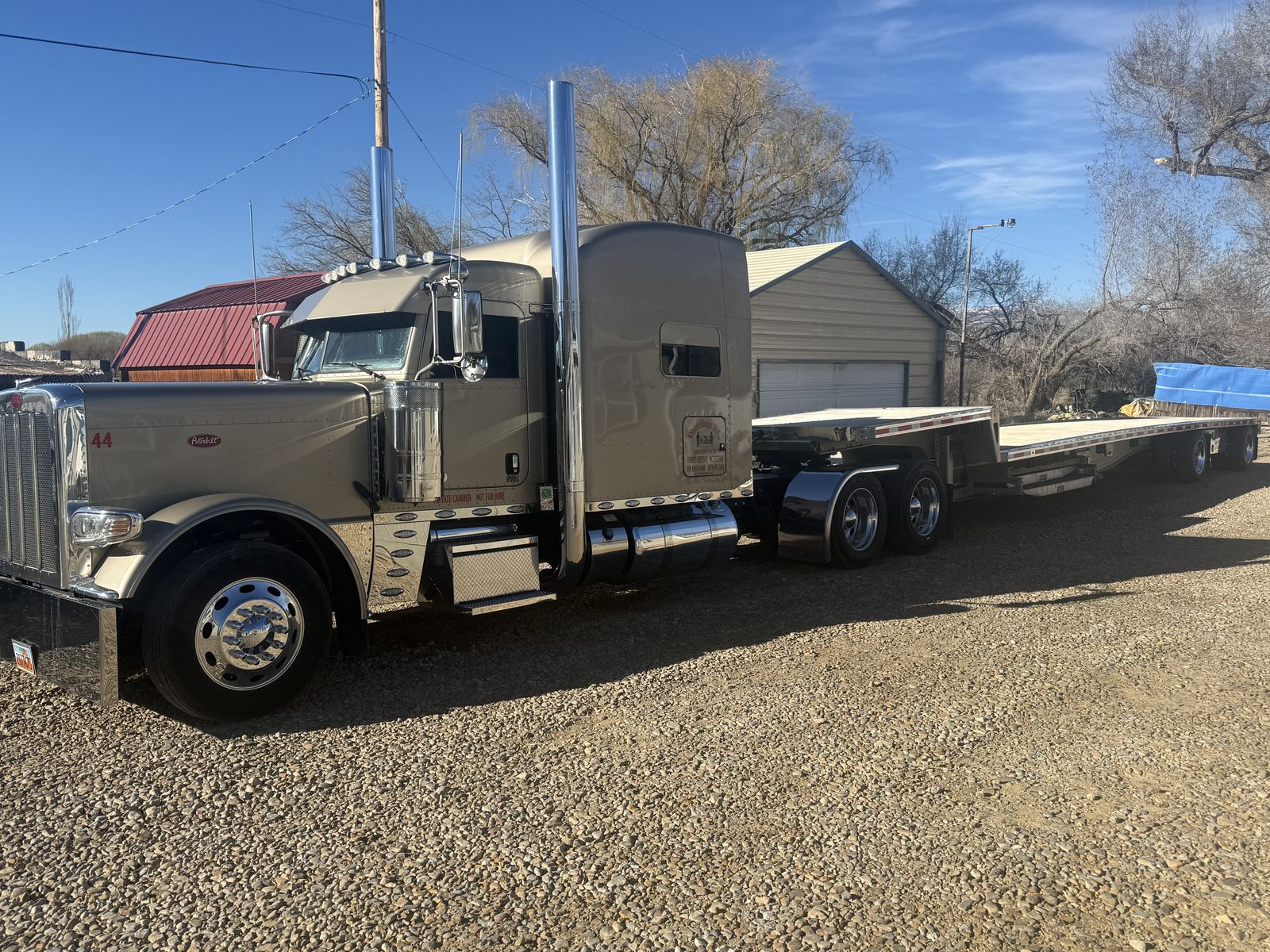 2019 Peterbilt 389 With 2022 Fontaine Step Deck