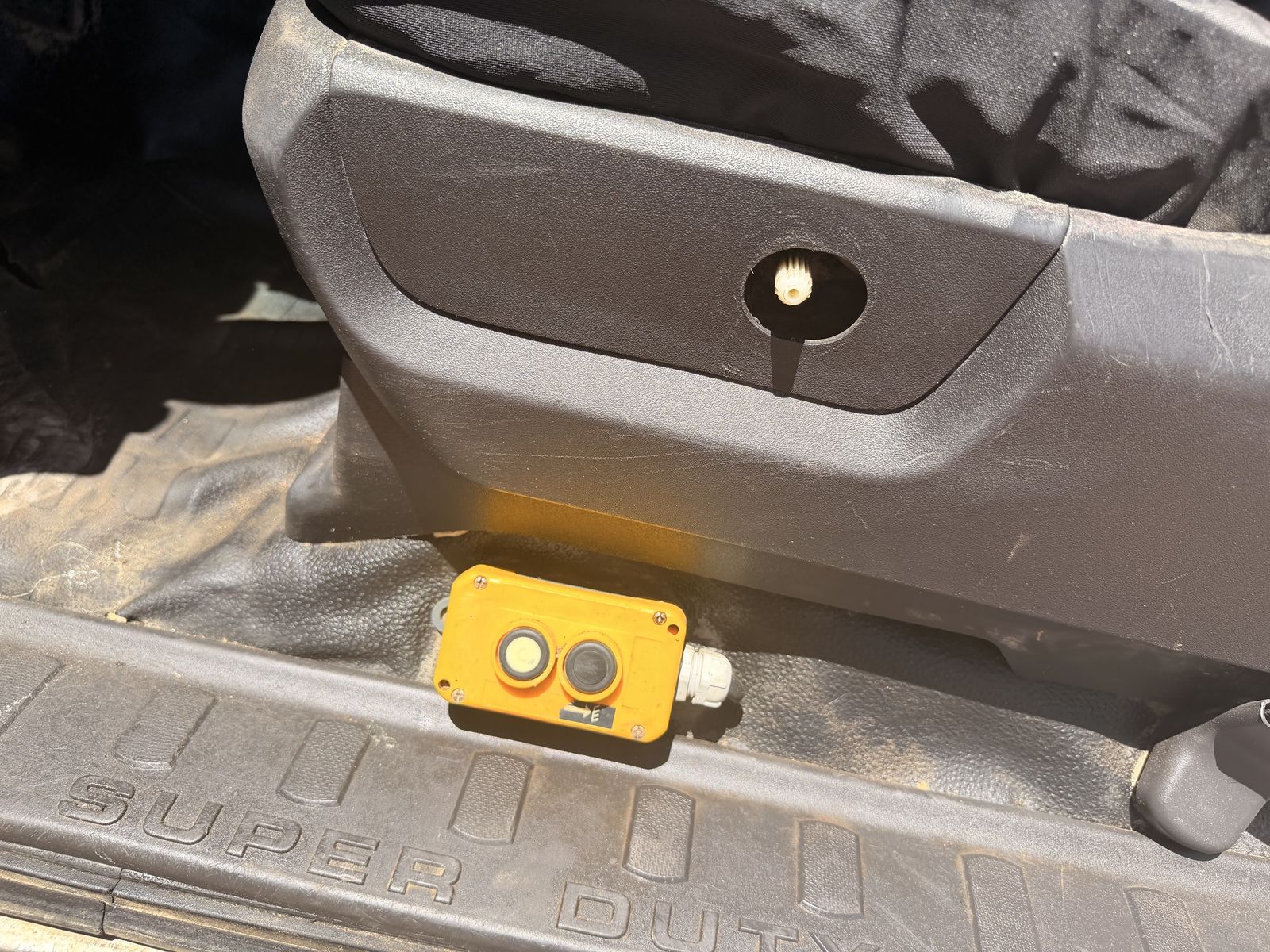 Main image 12