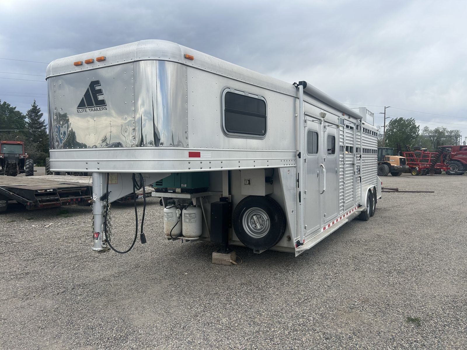 2006 Elite Living Quarters 26’