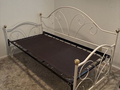 cute daybed trundle bed two mattresses