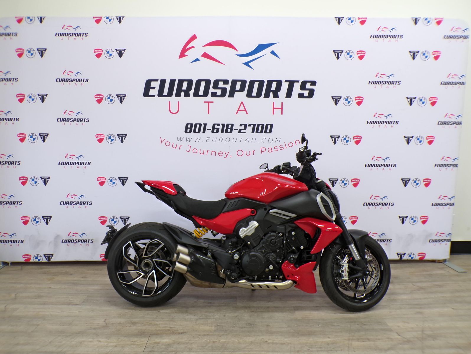 2024 Ducati DIAVEL V4