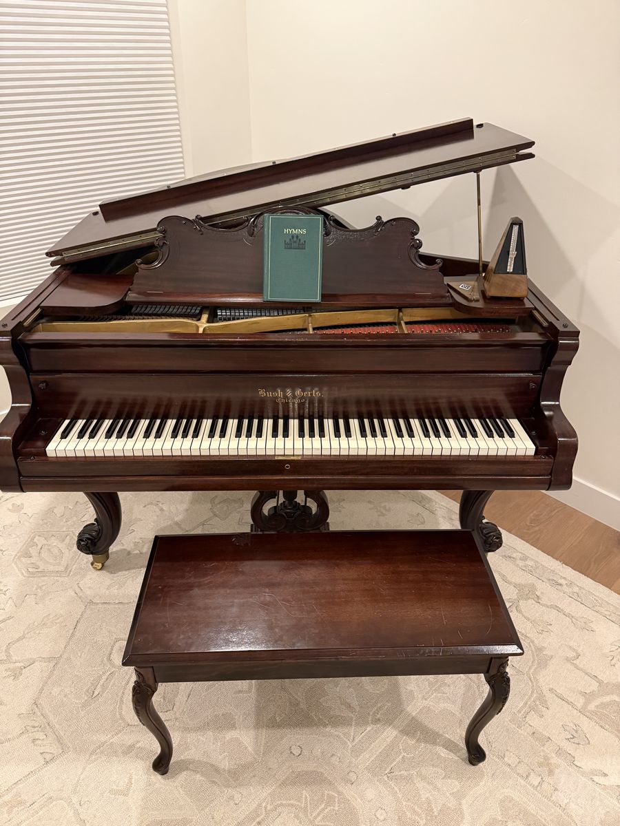 Baby Grand Piano In Beautiful Condition