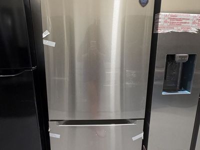 Midea 18.7 Cu. Ft. Garage Ready Bottom-Freezer Refrigerator – Stainless Steel