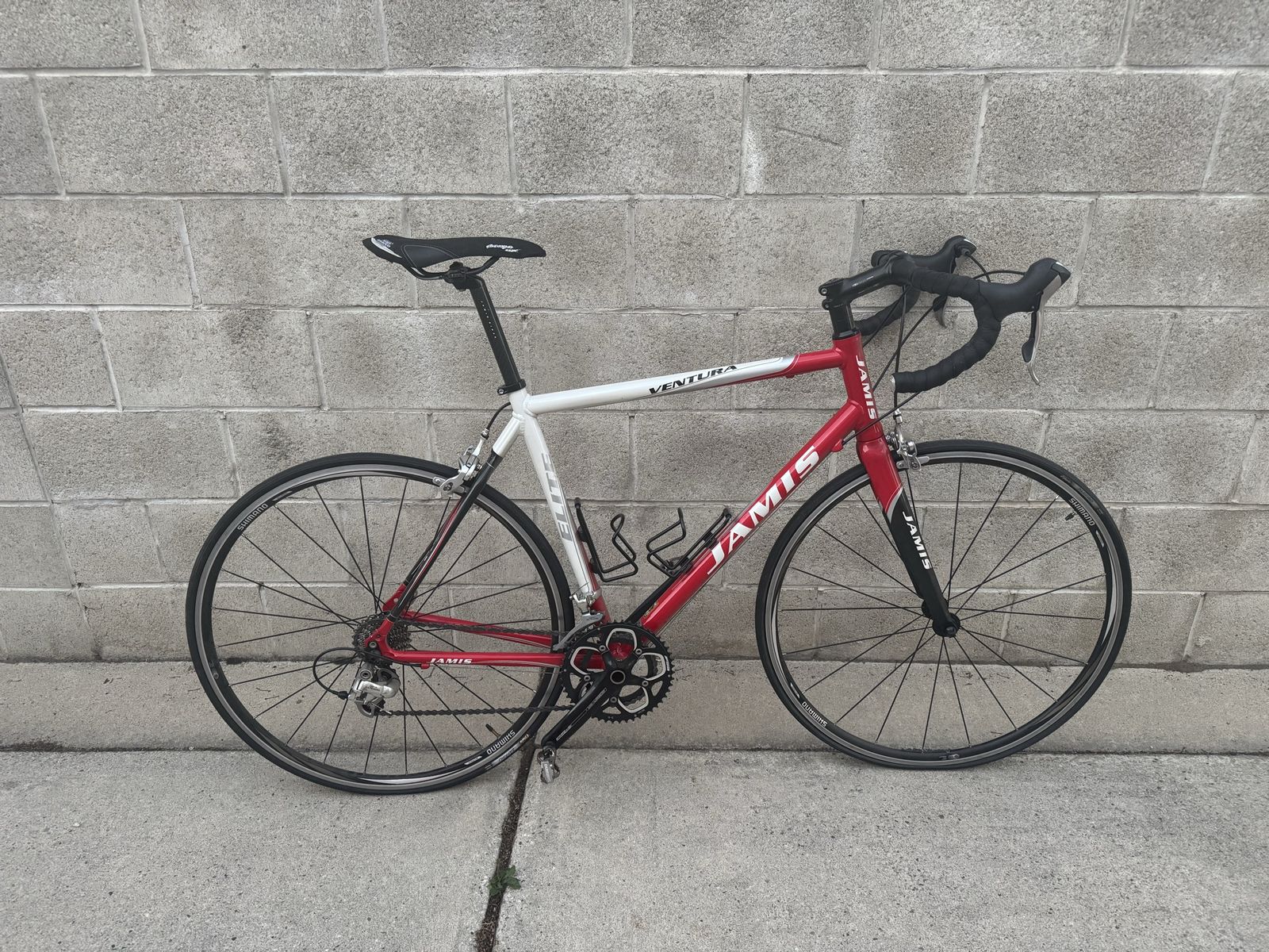 Jamis Ventura Elite Road Bike - Red/White - San Marco Saddle