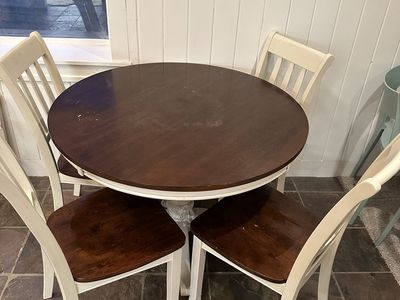 Round Dining Table Set with 4 Chairs
