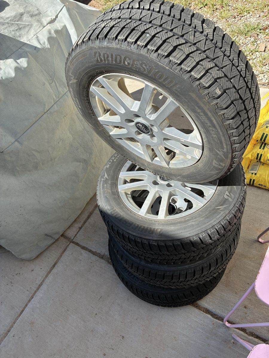 195/65r15 Blizzak winter snow tires rims wheels