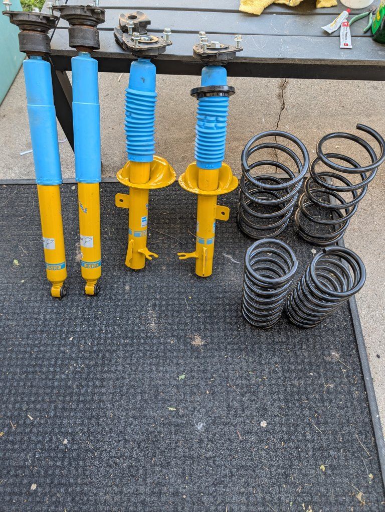 Bilstein B12 Ford Focus saleen suspension