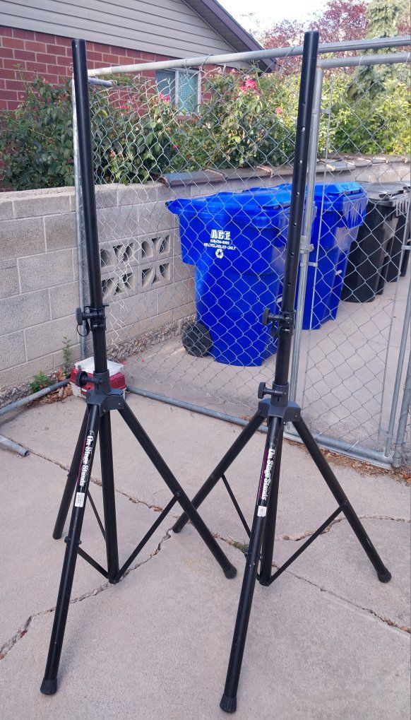 On-Stage Stands Speaker Stands Heavy Duty Tripod Pair