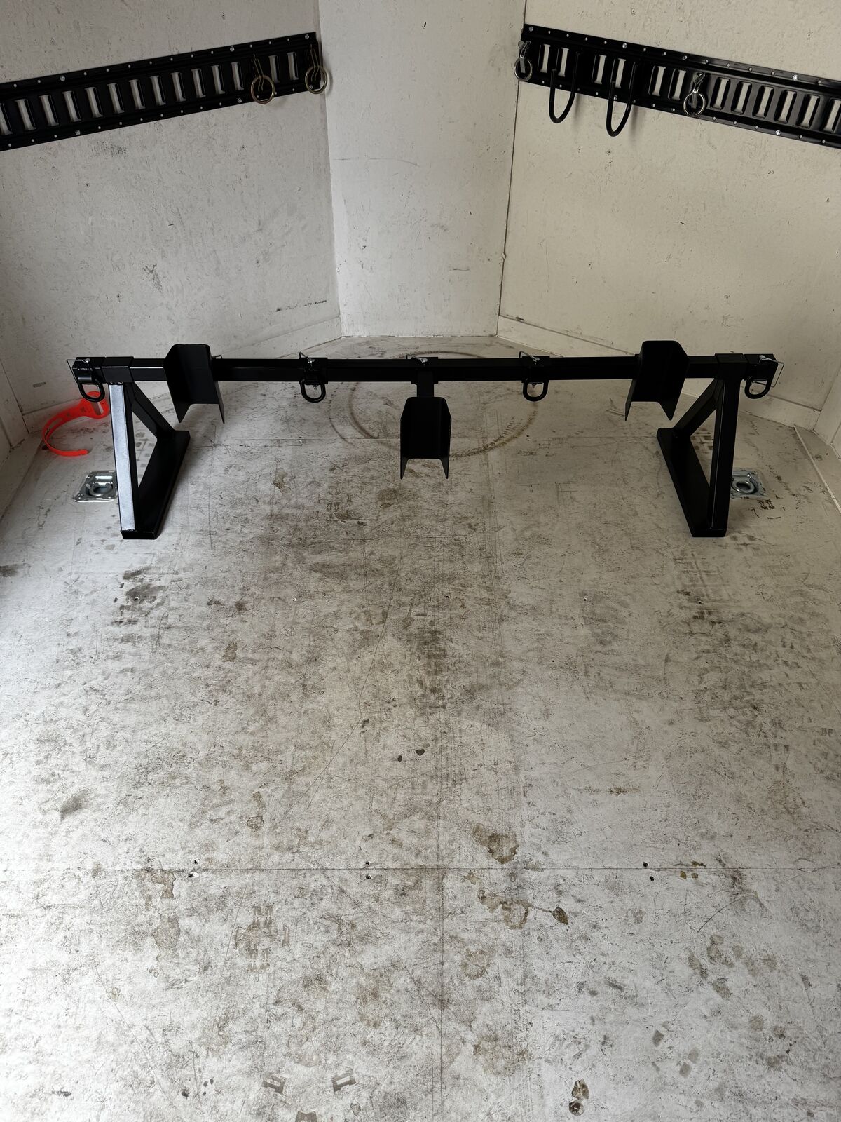 Dirt bike rack/ E bikes, Mtn bikes