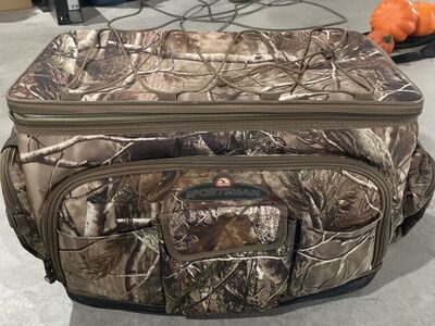 Hard cooler With Camo Cover