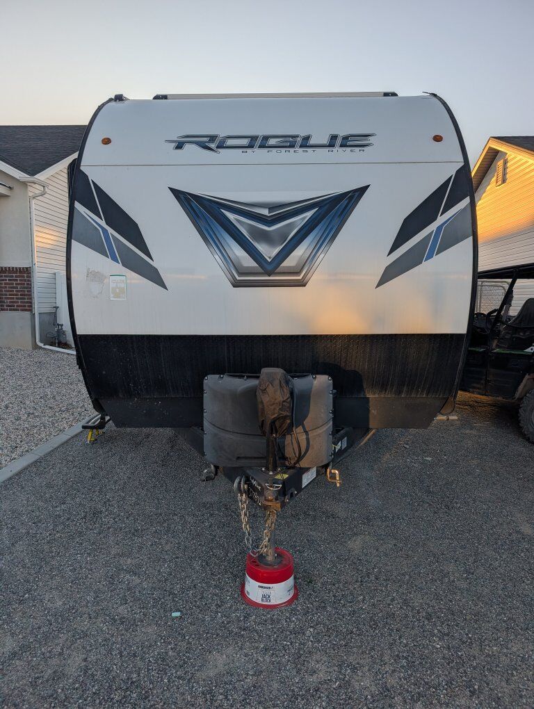 2022 Forest River Rogue 29ks Toy Hauler