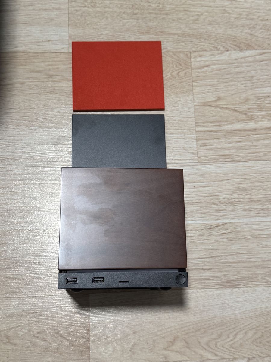 Steam Machine 2 TB w/extra front panels