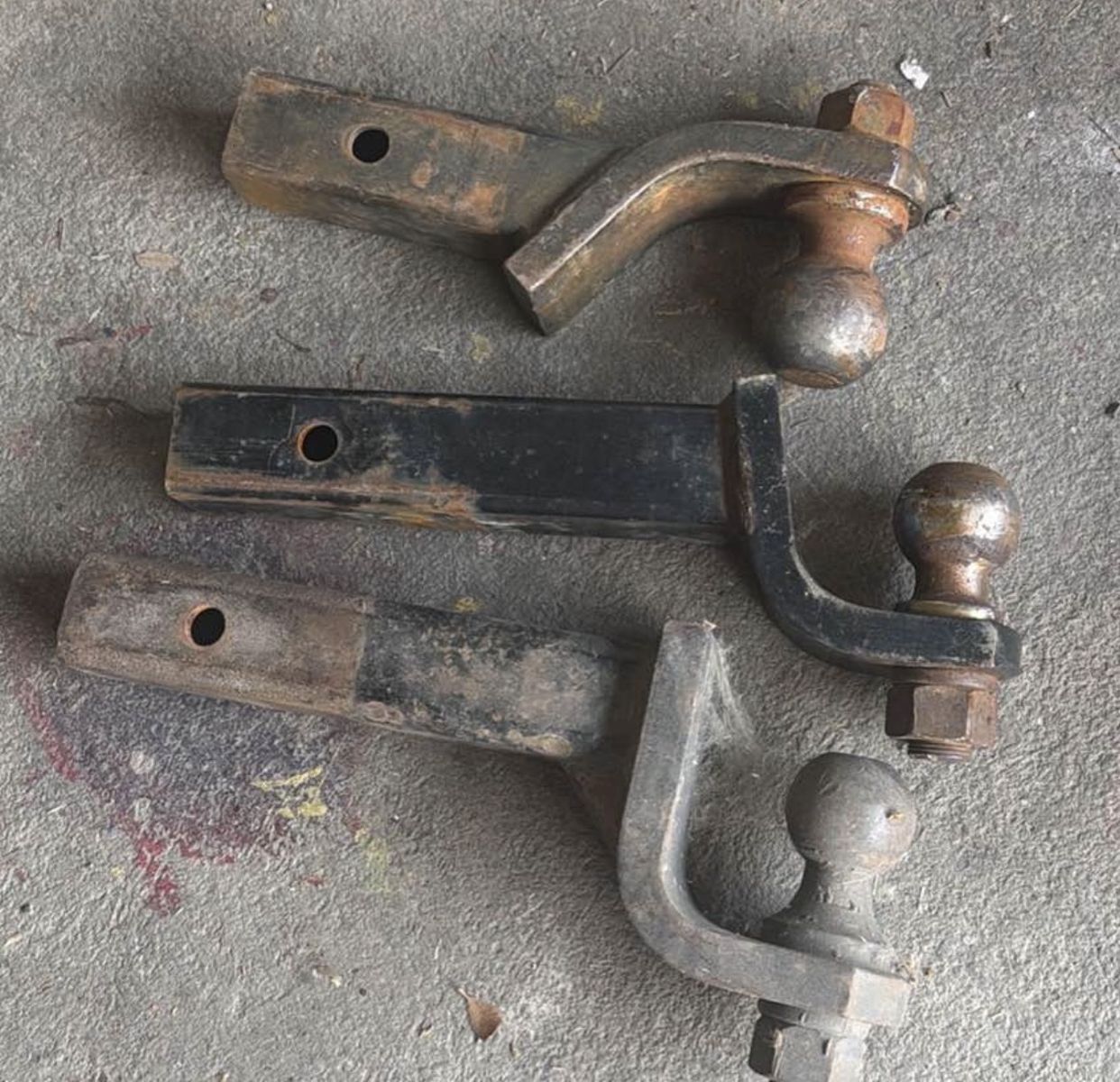 Set of 3 Assorted Used Trailer Hitch Ball Mounts with Balls