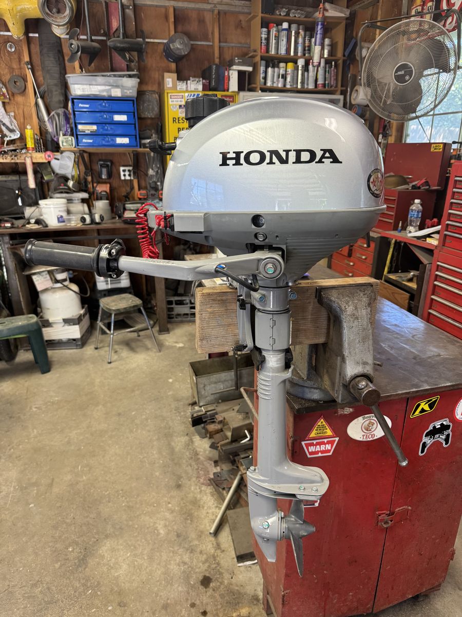 Honda 2.3 - four stroke trolling motor