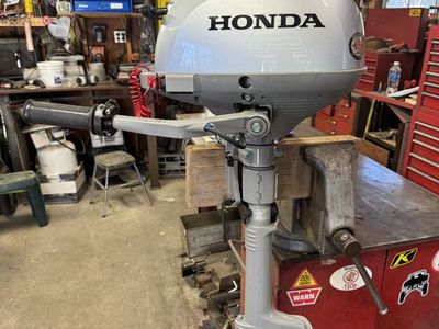 Honda 2.3 - four stroke trolling motor