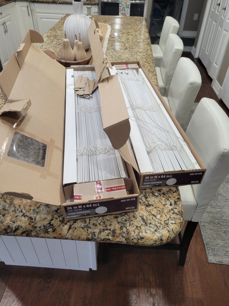 Blinds 2" 35x64