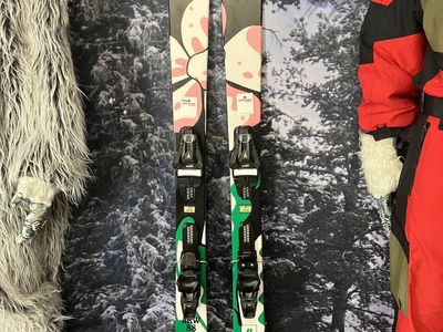 Lightly Used Armada ARW 88 161cm Skis w/ ATOMIC NR Strive 11 GW Demo Binding