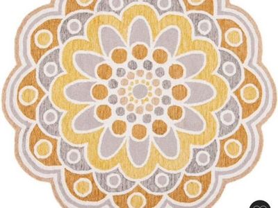 Safavieh Novelty NOV101 Hand Tufted Indoor Area Rug - Grey/Gold, 6' Round