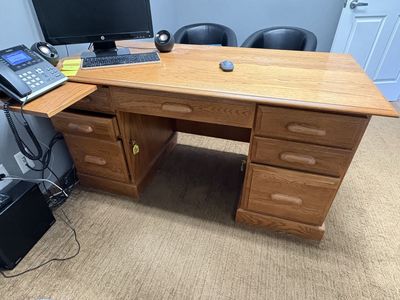 Oak Wood Executive Desk with Multiple Drawers and Pull-Out Tray, Great for Office or Home