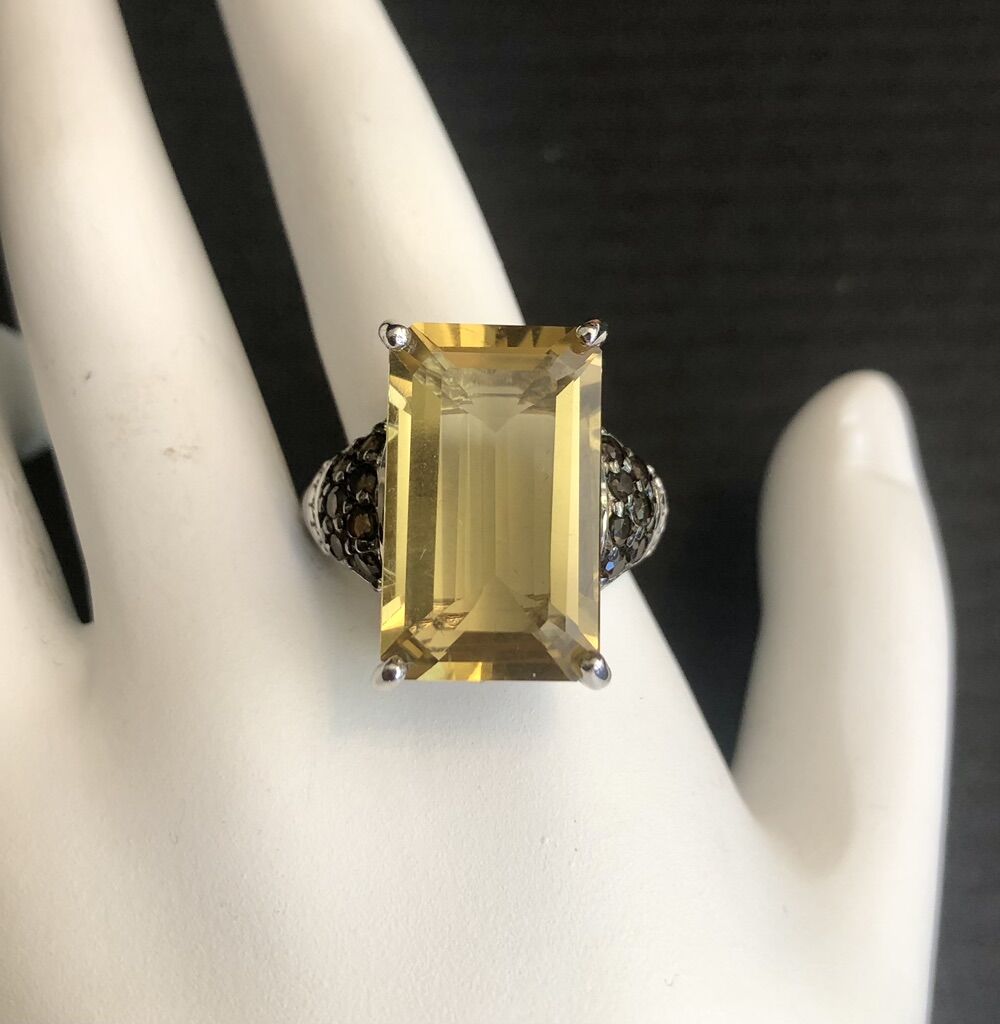 Sterling Silver Ring With Champagne And Smoky Qtz