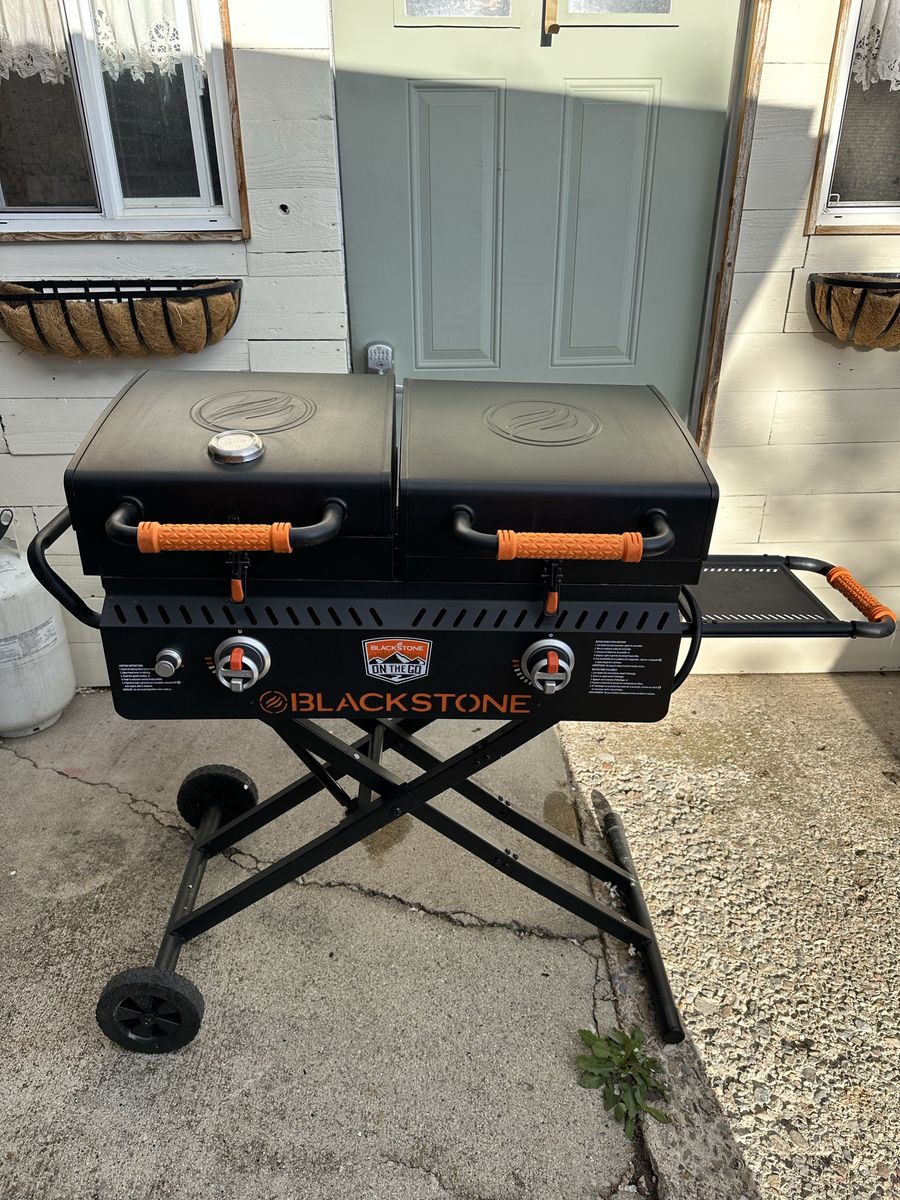 Blackstone Grill Griddle Combo