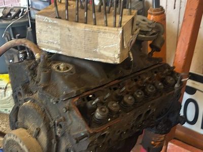 Small Block Chevy 350 Engine