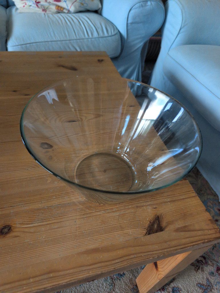 Large Clear Glass Centerpiece Bowl - Modern Design