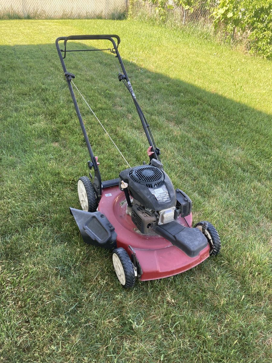 Toro self-propelled lawnmower