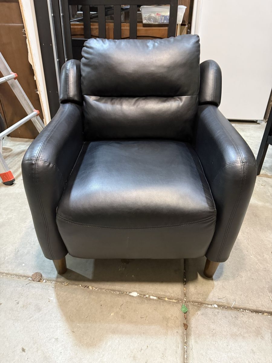 Comfortable Black Leather Armchair with Wood Legs