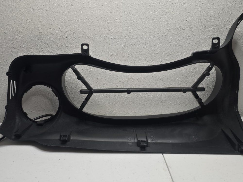 Main image 5