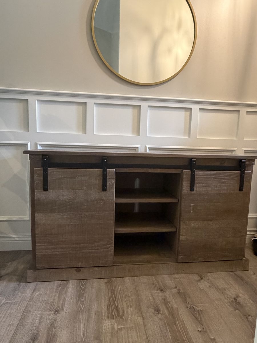 Farmhouse cabinet with barn doors 65”