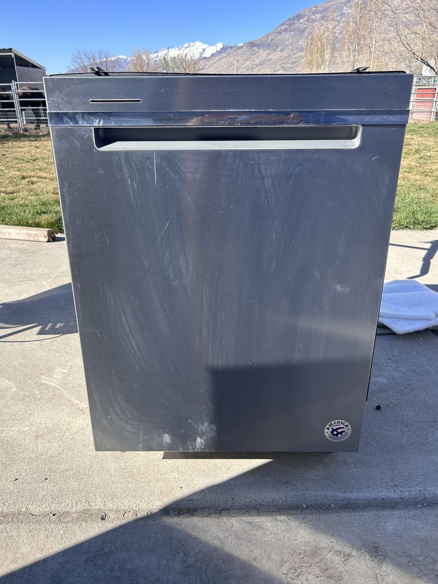 Whirlpool dishwasher $200 OBO