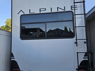 Keystone Alpine Avalanche Edition Fifth Wheel RV Trailer