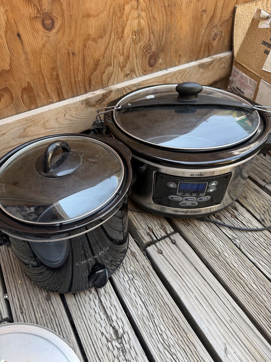 Lot of 2 Slow Cookers: Hamilton Beach Digital Programmable & Crock-Pot Manual