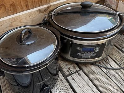 Lot of 2 Slow Cookers: Hamilton Beach Digital Programmable & Crock-Pot Manual