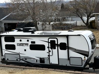 Rockwood Mini Lite 2509s Travel Trailer - Excellent Condition, Solar Panel, Outdoor Kitchen