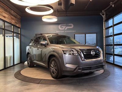 2022 Nissan Pathfinder SV
