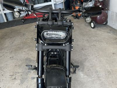 Harley-Davidson Fat Bob 2016 with 1130 Miles, Black, Excellent Condition Motorcycle