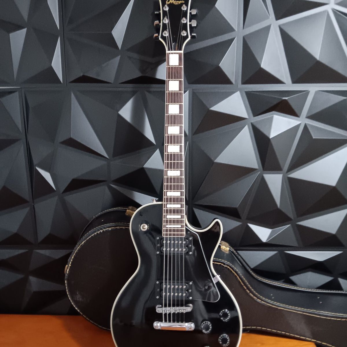 Memphis Singlecut Electric Guitar Black 1970s