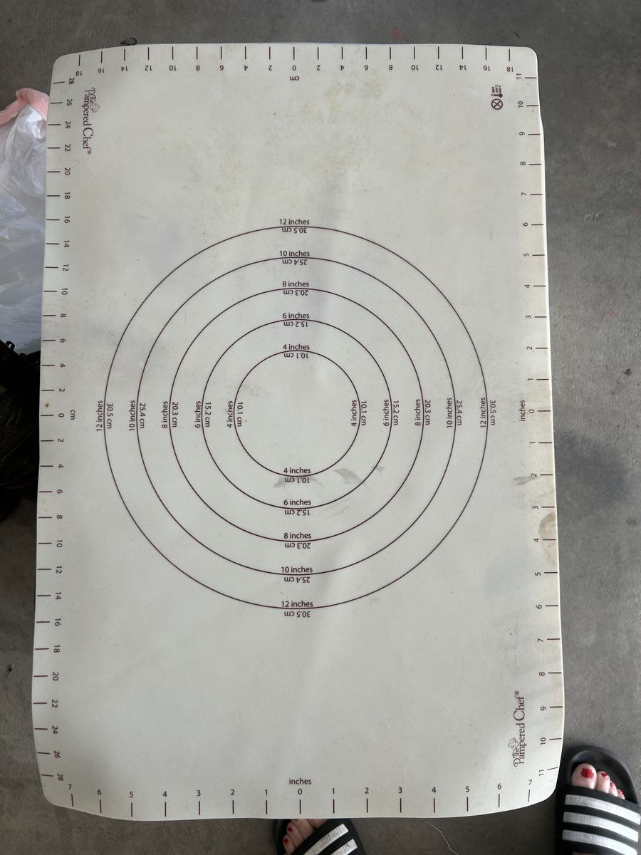 Pampered Chef Silicone Pie Mat