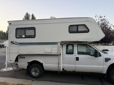2002 Adventurer Slumber Queen 90FWS (need gone ASAP)