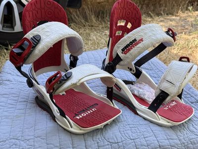 Union Contact Snowboard Bindings - White/Red, Good Condition M-L