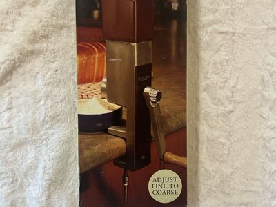 Victorio Kitchen Products Grain Mill Manual Grinder VKP1012