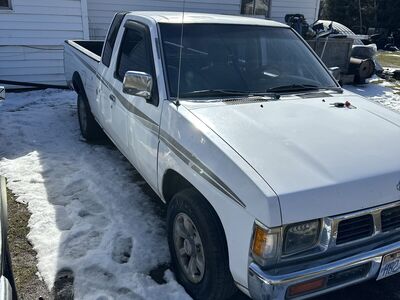1997 NISSAN TRUCK SE