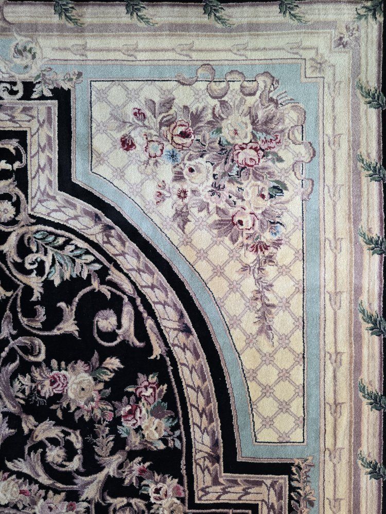 Main image 7
