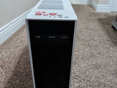 White Computer Case w/CoolMaster Liquid Cooler