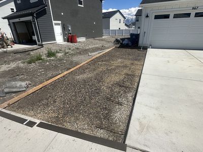 Concrete Contractor | Driveways | Patios | Sidewalks | RV Pads | Retaining Walls | MB Concrete